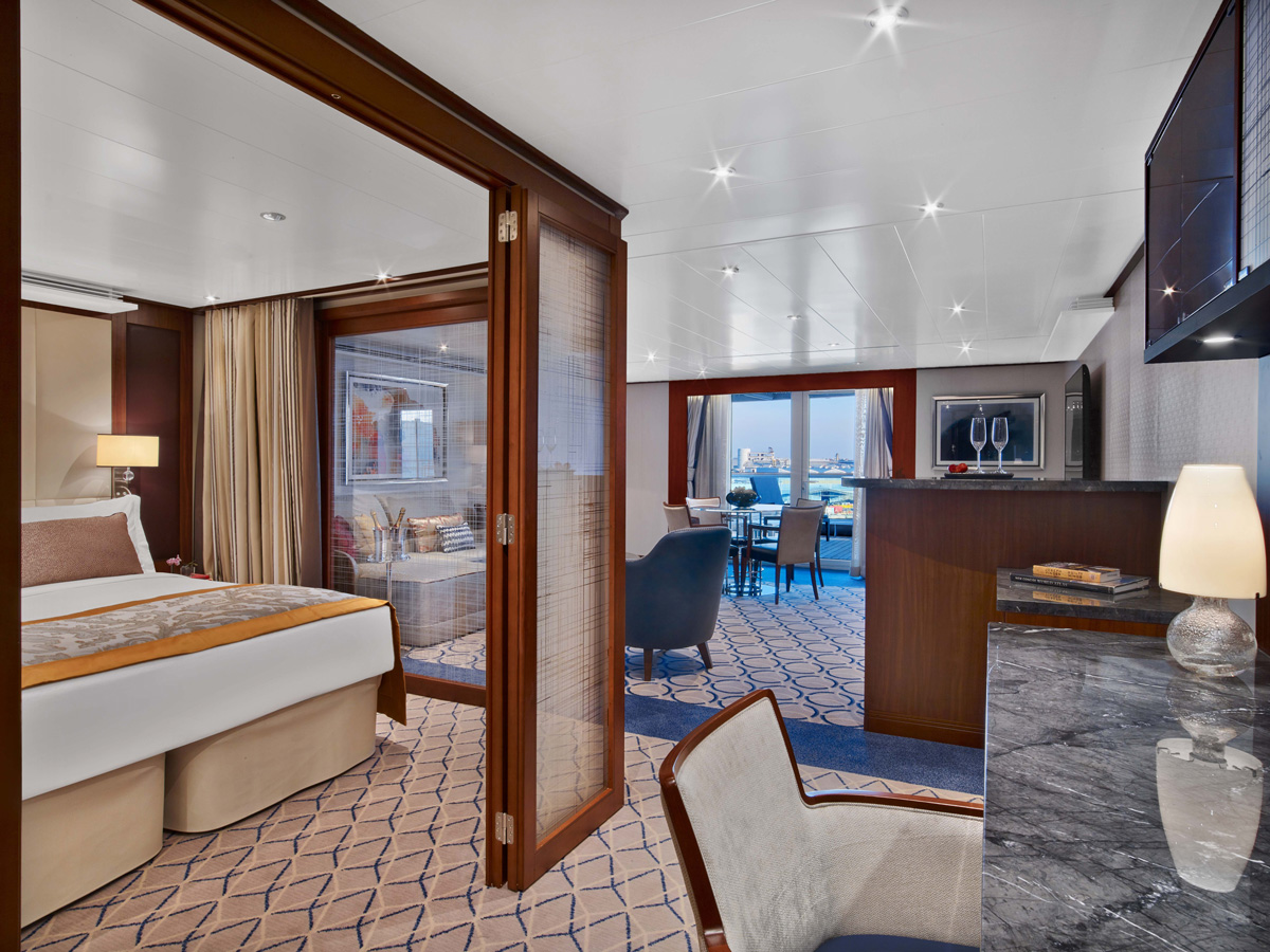Seabourn Ovation Accommodation Penthouse Suite 1.jpg
